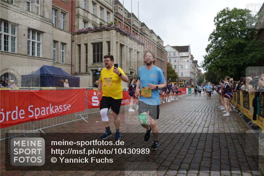 13.09.2026 - Kiel Lauf Yannick Fuchs http://msf.ph/oto/10430989 13.09.2026 11:14:52 Ziel 3706, 3707, 3708, 5601, 9273, 11482, 270, 283, 1338, 1339, 2520, 3278, 3706, 5478, 6378, 6783, 6806, 6905, 7787, 7998, 10278, 2092, 10116, 10124, 397, 3278, 5478, 9272 meine-sportfotos.de
