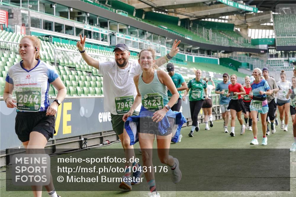 13.09.2026 - 21. swb-Marathon Bremen Michael Burmester http://msf.ph/oto/10431176 13.09.2026 13:28:40 Laufen im Stadion 111, 220, 357, 422, 476, 478, 597, 685, 726, 729, 754, 829, 888, 925, 986, 1079, 1220, 1298, 1325, 1384, 1412, 1496, 1608, 1615, 1741, 1769, 1777, 1958, 1961, 1984, 2236, 2326, 2365, 2436, 2472, 2502, 2574, 2593, 2725, 2740, 2743, 2862, 2868, 2876, 2923, 2924, 2991, 3020, 3045, 3061, 3073, 3129, 3154, 3184, 3219, 3238, 3274, 3321, 3361, 3589, 3592, 3594, 3595, 3605, 3678, 3694, 3755, 3758, 3798, 3826, 3853, 3885, 3907, 3953, 3965, 3971, 3978, 3987, 4011, 4108, 4238, 4457, 4660 meine-sportfotos.de