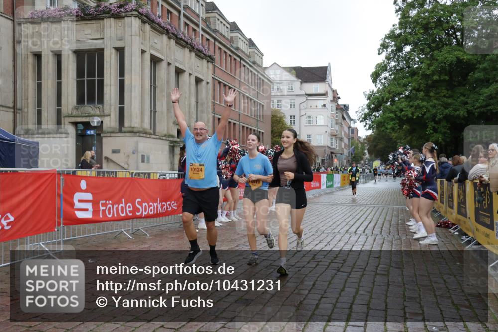 13.09.2026 - Kiel Lauf Yannick Fuchs http://msf.ph/oto/10431231 13.09.2026 11:15:33 Ziel 155, 1246, 3087, 5327, 11871, 12831, 12832, 12833, 12834, 2092, 2401, 10116, 10124, 2414, 4309, 4571, 9175, 9708, 9273, 10116, 10124 meine-sportfotos.de