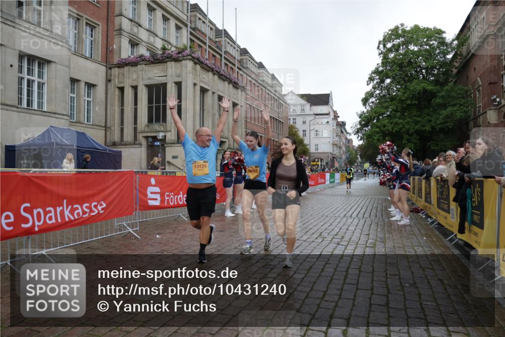 13.09.2026 - Kiel Lauf Yannick Fuchs http://msf.ph/oto/10431240 13.09.2026 11:15:33 Ziel 155, 1246, 3087, 5327, 11871, 12831, 12832, 12833, 12834, 2092, 2401, 10116, 10124, 2414, 4309, 4571, 9175, 9708, 9273, 10116, 10124 meine-sportfotos.de