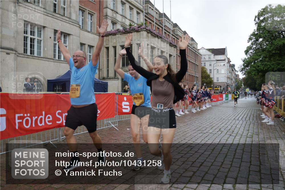 13.09.2026 - Kiel Lauf Yannick Fuchs http://msf.ph/oto/10431258 13.09.2026 11:15:34 Ziel 155, 1246, 3087, 5327, 11871, 12831, 12832, 12833, 12834, 155, 2092, 2401, 10116, 10124, 2414, 4309, 4571, 9175, 9708, 10116, 10124 meine-sportfotos.de