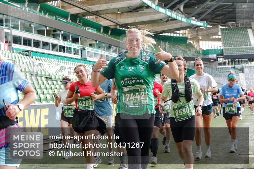 13.09.2026 - 21. swb-Marathon Bremen Michael Burmester http://msf.ph/oto/10431267 13.09.2026 13:28:44 Laufen im Stadion 111, 220, 357, 422, 476, 478, 597, 685, 726, 729, 754, 829, 888, 925, 986, 1079, 1220, 1298, 1325, 1384, 1496, 1608, 1615, 1741, 1769, 1777, 1958, 1961, 1984, 2236, 2326, 2365, 2436, 2472, 2502, 2574, 2593, 2725, 2740, 2743, 2862, 2868, 2876, 2924, 2991, 3020, 3061, 3073, 3129, 3154, 3219, 3238, 3274, 3321, 3361, 3589, 3592, 3594, 3595, 3605, 3678, 3694, 3755, 3758, 3798, 3826, 3853, 3885, 3907, 3953, 3965, 3971, 3978, 3987, 4011, 4108, 4238, 4457, 4660 meine-sportfotos.de