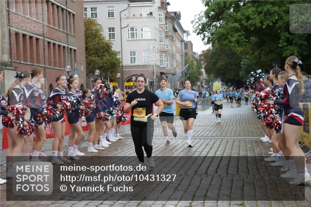 13.09.2026 - Kiel Lauf Yannick Fuchs http://msf.ph/oto/10431327 13.09.2026 11:15:55 Ziel 1605, 2414, 4309, 4571, 9204, 9348, 9708, 155, 1246, 3087, 5327, 9175, 11871, 12831, 12832, 12833, 12834, 1391, 2511, 3196, 4216, 5714, 6211, 9484, 12556, 2401 meine-sportfotos.de