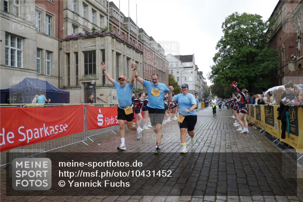 13.09.2026 - Kiel Lauf Yannick Fuchs http://msf.ph/oto/10431452 13.09.2026 11:16:23 Ziel 644, 2822, 5714, 5732, 5808, 6999, 9173, 9593, 11678, 11679, 11680, 12273, 12274, 12275, 12556, 1391, 1605, 2414, 2511, 3196, 4216, 4309, 4571, 6211, 9204, 9348, 9484, 9708, 6170, 9035, 11230, 11584, 11926, 2414, 4309, 4571, 9175, 9708 meine-sportfotos.de