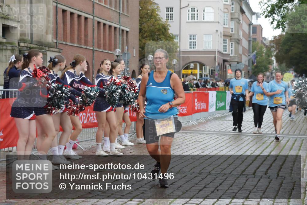 13.09.2026 - Kiel Lauf Yannick Fuchs http://msf.ph/oto/10431496 13.09.2026 11:16:31 Ziel 644, 2822, 5732, 6170, 9035, 9173, 9593, 11230, 11679, 1391, 1605, 2511, 3196, 4216, 5714, 5808, 6211, 6999, 9204, 9484, 11678, 11679, 11680, 12273, 12274, 12275, 12556, 1925, 2050, 6977, 8630, 8964, 10554, 11584, 11926, 12226, 1605, 2414, 4309, 4571, 9348, 9708 meine-sportfotos.de