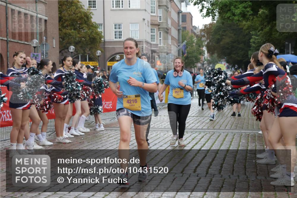 13.09.2026 - Kiel Lauf Yannick Fuchs http://msf.ph/oto/10431520 13.09.2026 11:16:34 Ziel 644, 2822, 5732, 6170, 9035, 9173, 9593, 11230, 11926, 1391, 2511, 3196, 4216, 5714, 5732, 5808, 6211, 6999, 9204, 9484, 11678, 11679, 11680, 12273, 12274, 12275, 12556, 1925, 2050, 6977, 8630, 8964, 10554, 11584, 12226, 12370, 1605, 9204, 9348 meine-sportfotos.de