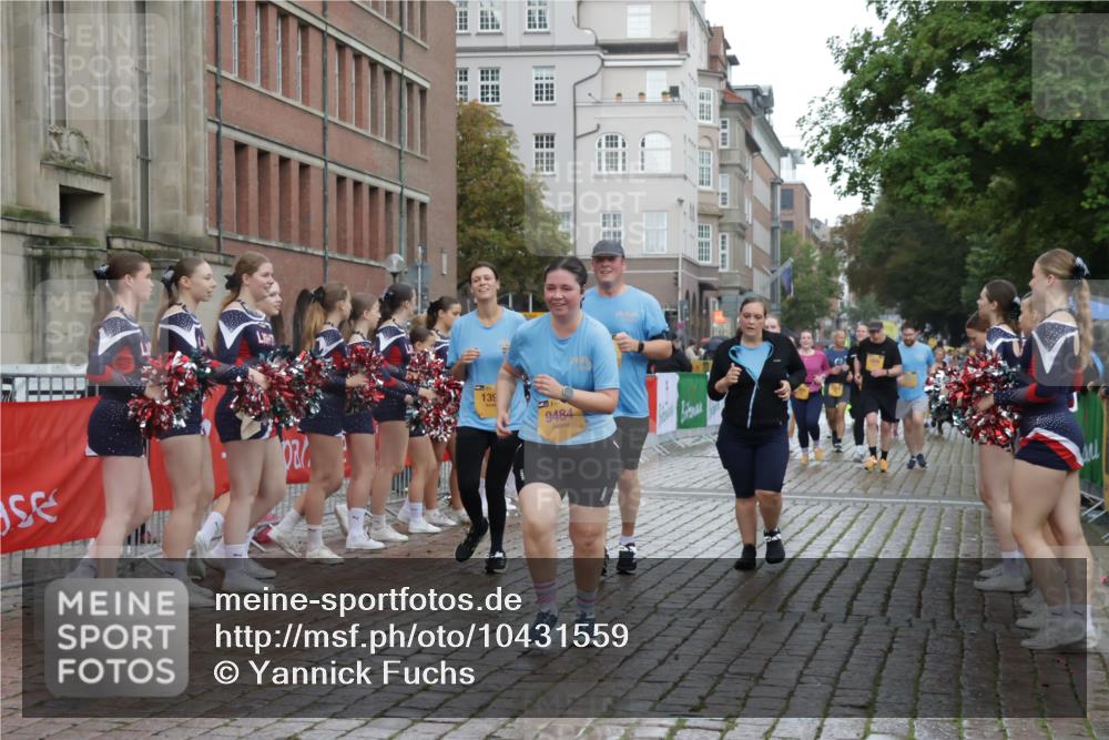 13.09.2026 - Kiel Lauf Yannick Fuchs http://msf.ph/oto/10431559 13.09.2026 11:16:43 Ziel 1925, 6977, 8964, 10554, 11584, 11926, 644, 1391, 2822, 5714, 5732, 5808, 6170, 6211, 6999, 9035, 9173, 9484, 9593, 11230, 11678, 11679, 11680, 12273, 12274, 12275, 12556, 608, 2050, 3995, 7800, 8630, 12226, 12370, 2511, 3196, 4216, 9484 meine-sportfotos.de