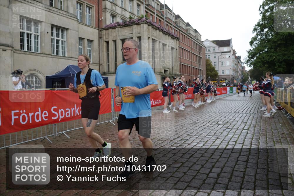13.09.2026 - Kiel Lauf Yannick Fuchs http://msf.ph/oto/10431702 13.09.2026 11:17:05 Ziel 608, 3995, 7800, 7880, 9428, 1925, 2050, 6170, 6977, 8630, 8964, 9035, 10554, 11230, 11584, 11926, 12226, 12370, 7400, 9570, 644, 2822, 5732, 6170, 9035, 9173, 9593, 11230 meine-sportfotos.de