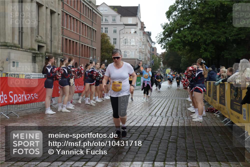 13.09.2026 - Kiel Lauf Yannick Fuchs http://msf.ph/oto/10431718 13.09.2026 11:17:15 Ziel 7400, 7880, 9428, 608, 1925, 2050, 3995, 6977, 7800, 7880, 8630, 8964, 10554, 11584, 12226, 12370, 9570, 11584, 11926 meine-sportfotos.de