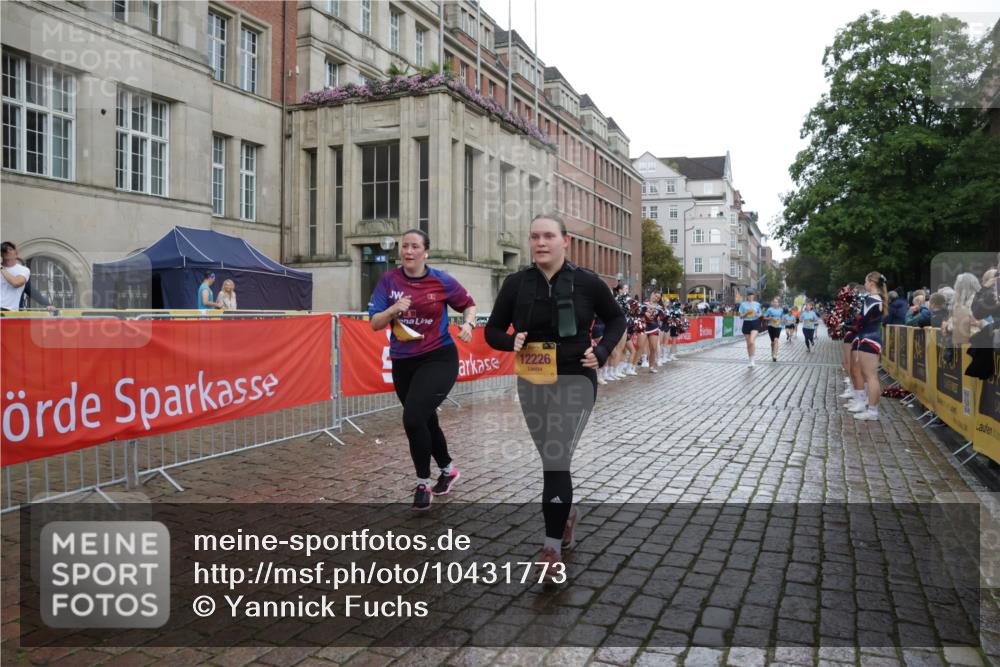 13.09.2026 - Kiel Lauf Yannick Fuchs http://msf.ph/oto/10431773 13.09.2026 11:17:25 Ziel 7400, 9570, 608, 2050, 3995, 7400, 7800, 7880, 8630, 9428, 12226, 12370, 7720, 1925, 2050, 6977, 8630, 8964, 10554, 11584, 12226, 12370 meine-sportfotos.de