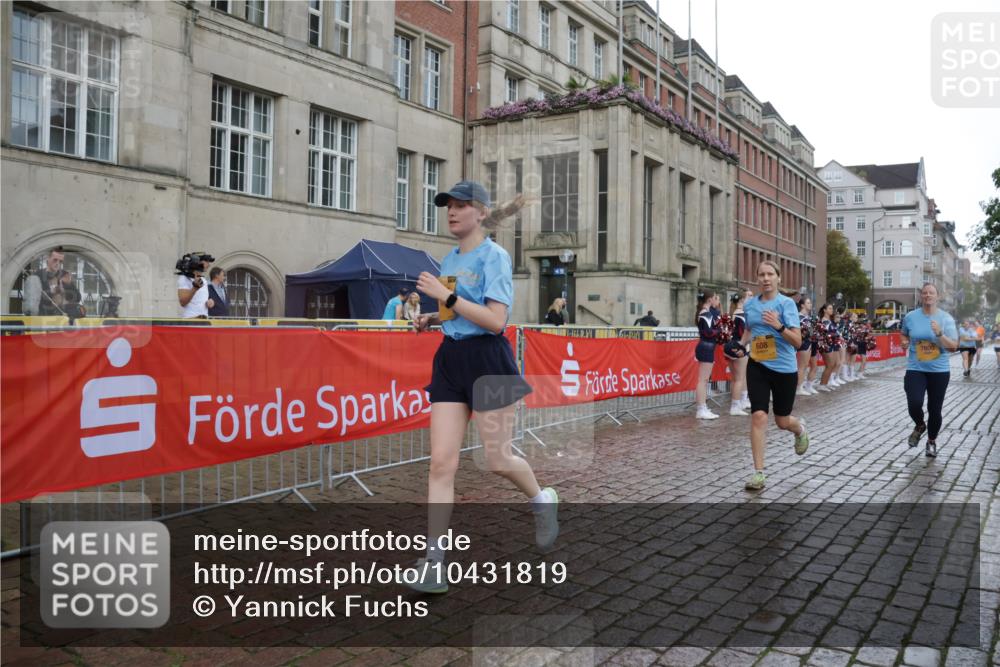 13.09.2026 - Kiel Lauf Yannick Fuchs http://msf.ph/oto/10431819 13.09.2026 11:17:31 Ziel 9570, 608, 3995, 7400, 7800, 7880, 9428, 7720, 7947, 608, 2050, 3995, 7800, 8630, 12226, 12370 meine-sportfotos.de