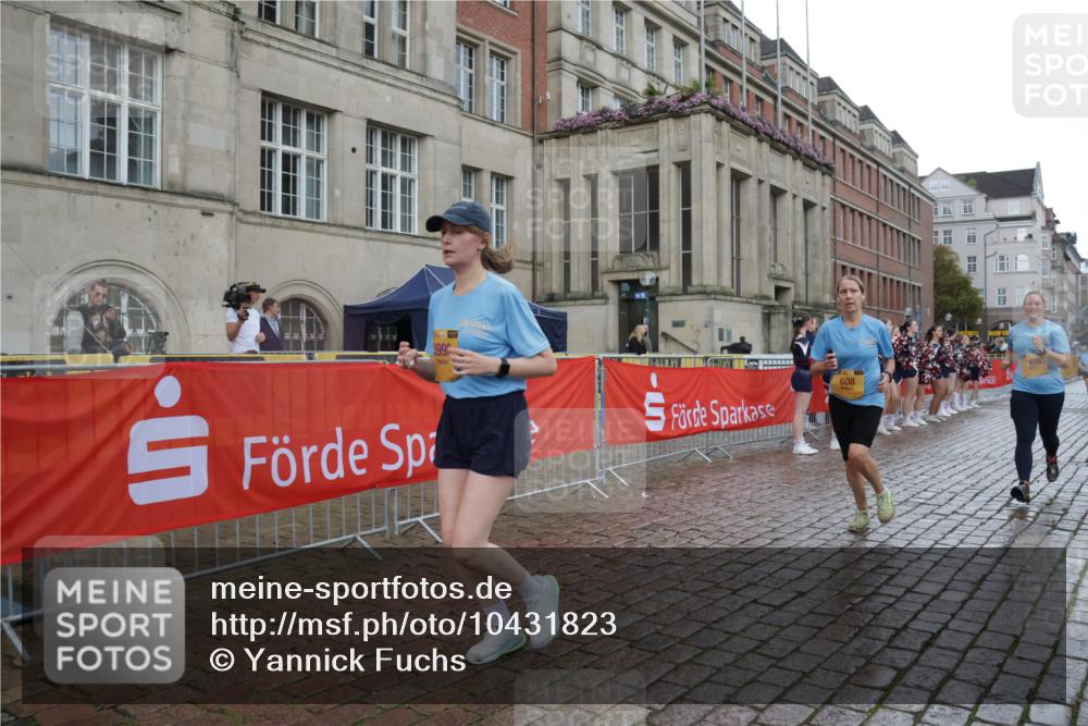 13.09.2026 - Kiel Lauf Yannick Fuchs http://msf.ph/oto/10431823 13.09.2026 11:17:32 Ziel 9570, 608, 3995, 7400, 7800, 7880, 9428, 9570, 7720, 7947, 608, 2050, 3995, 7800, 8630, 12226, 12370 meine-sportfotos.de