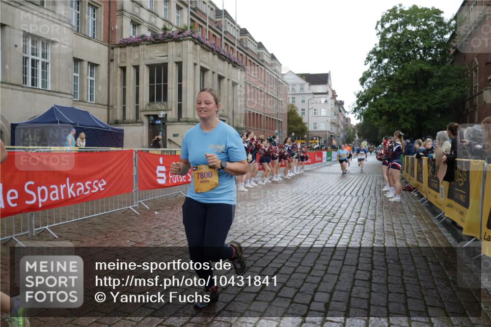 13.09.2026 - Kiel Lauf Yannick Fuchs http://msf.ph/oto/10431841 13.09.2026 11:17:33 Ziel 608, 7400, 7800, 7880, 9428, 9570, 7720, 7947, 608, 3995, 7800, 12226, 12370 meine-sportfotos.de