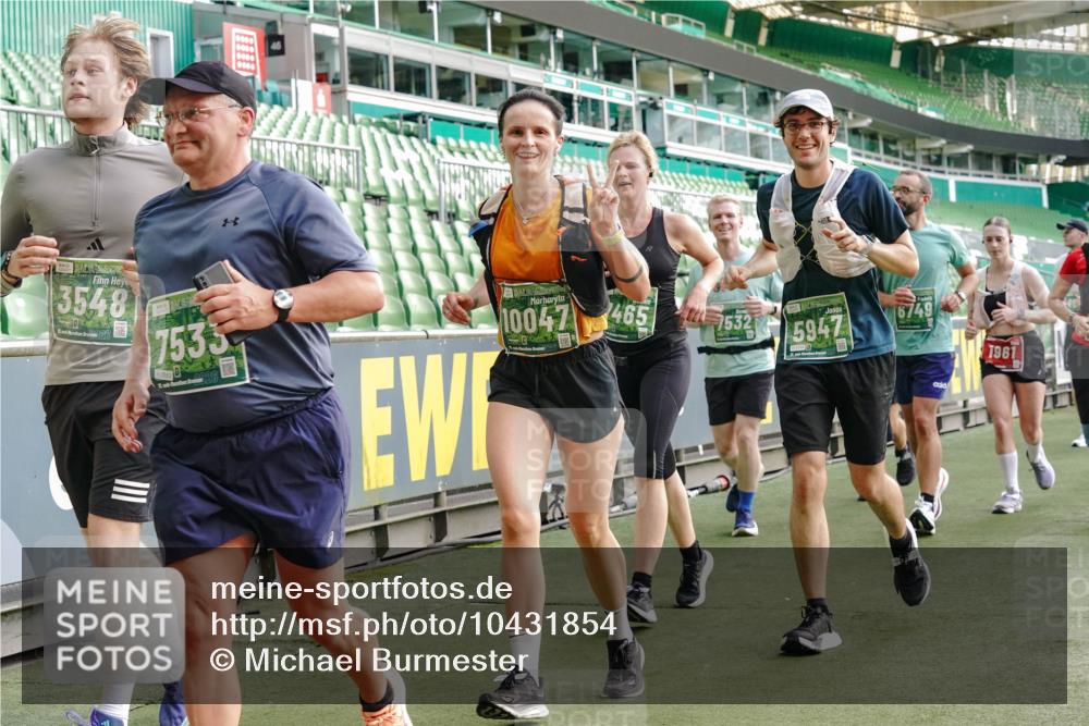 13.09.2026 - 21. swb-Marathon Bremen Michael Burmester http://msf.ph/oto/10431854 13.09.2026 13:29:11 Laufen im Stadion 111, 171, 220, 422, 476, 478, 685, 729, 754, 767, 829, 888, 925, 986, 1079, 1217, 1220, 1242, 1270, 1298, 1325, 1384, 1496, 1615, 1633, 1634, 1741, 1777, 1886, 1958, 1984, 2238, 2263, 2326, 2365, 2436, 2449, 2472, 2502, 2546, 2574, 2593, 2738, 2740, 2743, 2830, 2862, 2868, 2924, 2991, 3020, 3053, 3061, 3129, 3154, 3238, 3274, 3286, 3321, 3361, 3563, 3589, 3594, 3595, 3605, 3678, 3694, 3755, 3758, 3798, 3826, 3853, 3898, 3953, 3965, 3971, 3987, 4011, 4056, 4108, 4238, 4457 meine-sportfotos.de