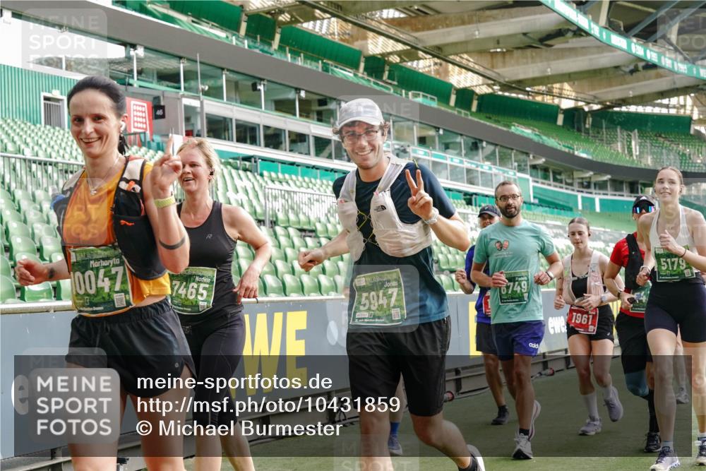 13.09.2026 - 21. swb-Marathon Bremen Michael Burmester http://msf.ph/oto/10431859 13.09.2026 13:29:12 Laufen im Stadion 111, 171, 220, 422, 476, 478, 685, 729, 754, 767, 829, 888, 925, 986, 1079, 1217, 1220, 1242, 1270, 1298, 1325, 1384, 1496, 1615, 1633, 1634, 1741, 1777, 1886, 1958, 1984, 2238, 2263, 2326, 2365, 2436, 2449, 2472, 2502, 2546, 2574, 2593, 2738, 2740, 2743, 2830, 2862, 2868, 2924, 2991, 3020, 3053, 3061, 3129, 3154, 3238, 3274, 3286, 3321, 3361, 3563, 3589, 3594, 3595, 3605, 3678, 3694, 3755, 3758, 3798, 3826, 3853, 3898, 3953, 3965, 3971, 3987, 4011, 4056, 4108, 4238, 4457 meine-sportfotos.de