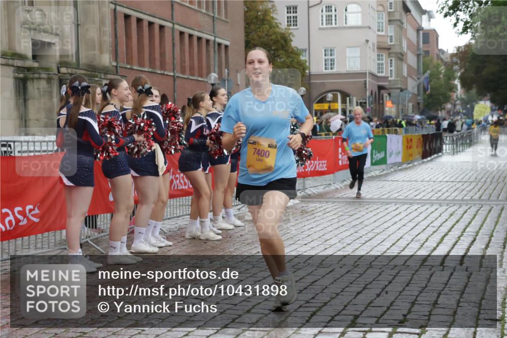 13.09.2026 - Kiel Lauf Yannick Fuchs http://msf.ph/oto/10431898 13.09.2026 11:17:48 Ziel 7720, 7947, 7400, 9570, 4186, 7400, 9428 meine-sportfotos.de
