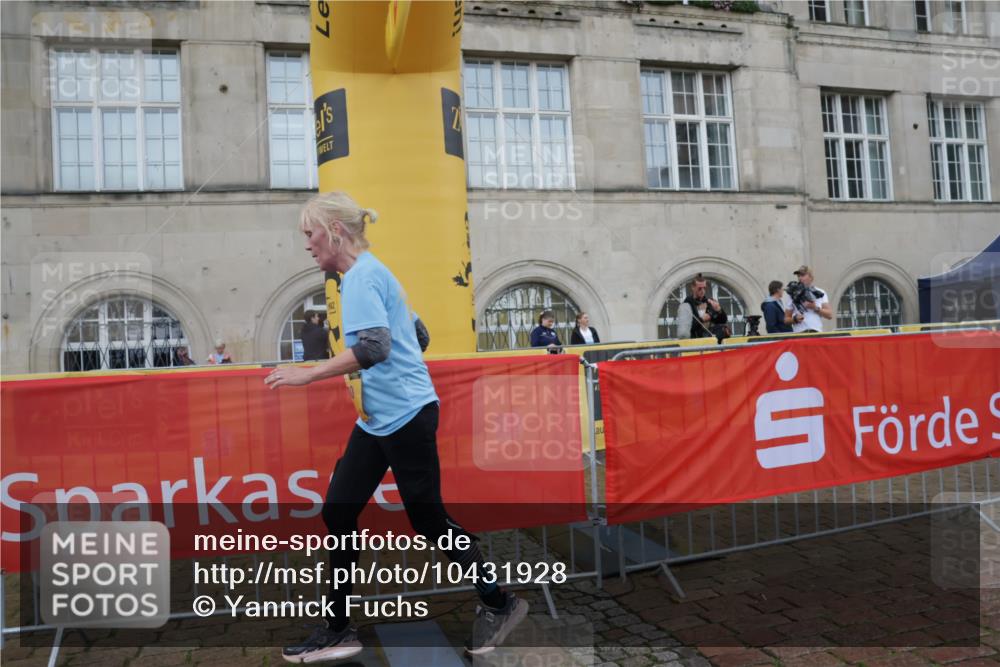 13.09.2026 - Kiel Lauf Yannick Fuchs http://msf.ph/oto/10431928 13.09.2026 11:17:57 Ziel 4186, 7947, 7720, 7947, 9570, 2503, 7400, 9570 meine-sportfotos.de