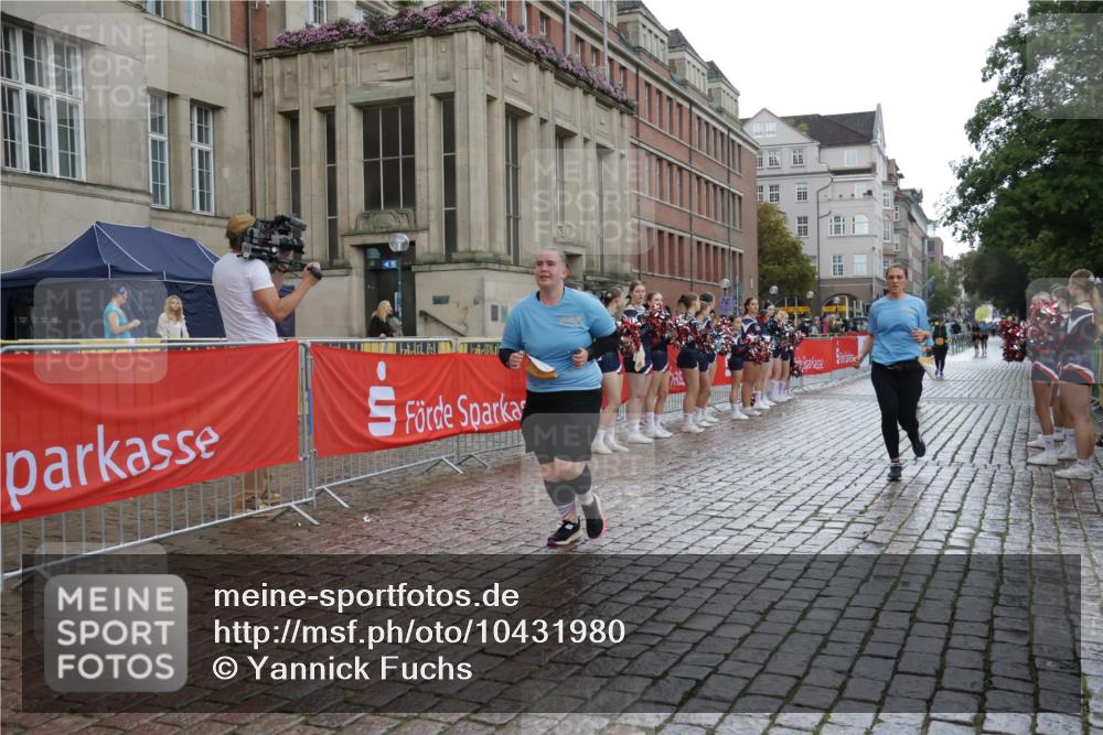 13.09.2026 - Kiel Lauf Yannick Fuchs http://msf.ph/oto/10431980 13.09.2026 11:18:51 Ziel 4035, 10057, 11039, 1645, 5422, 6513, 7298, 8171, 8181, 8735, 9893, 11388, 2503, 5422, 7298 meine-sportfotos.de