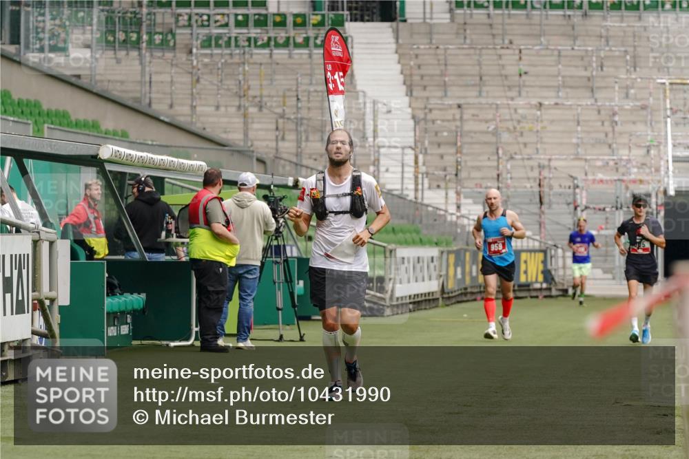 13.09.2026 - 21. swb-Marathon Bremen Michael Burmester http://msf.ph/oto/10431990 13.09.2026 12:28:21 Laufen im Stadion 103, 238, 358, 420, 553, 574, 649, 719, 959, 1161, 1253, 1256, 1352, 1391, 1428, 1525, 1724, 1783, 1917, 2032, 3662, 4264, 149, 289, 814, 968, 1313, 1483, 1490, 1544, 2044 meine-sportfotos.de