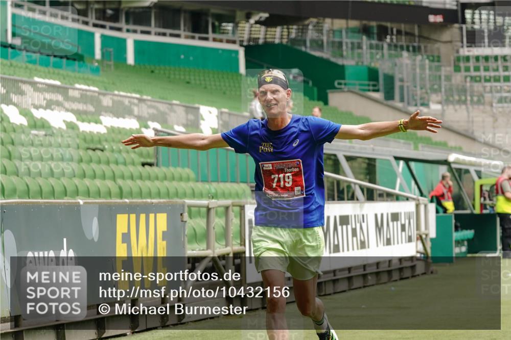 13.09.2026 - 21. swb-Marathon Bremen Michael Burmester http://msf.ph/oto/10432156 13.09.2026 12:28:46 Laufen im Stadion 358, 420, 520, 547, 553, 574, 649, 719, 858, 934, 959, 1161, 1253, 1256, 1352, 1391, 1428, 1525, 1724, 1783, 1917, 2032, 3662, 4264, 149, 447, 814, 968, 1187, 1313, 1544, 1840, 2044, 2143 meine-sportfotos.de
