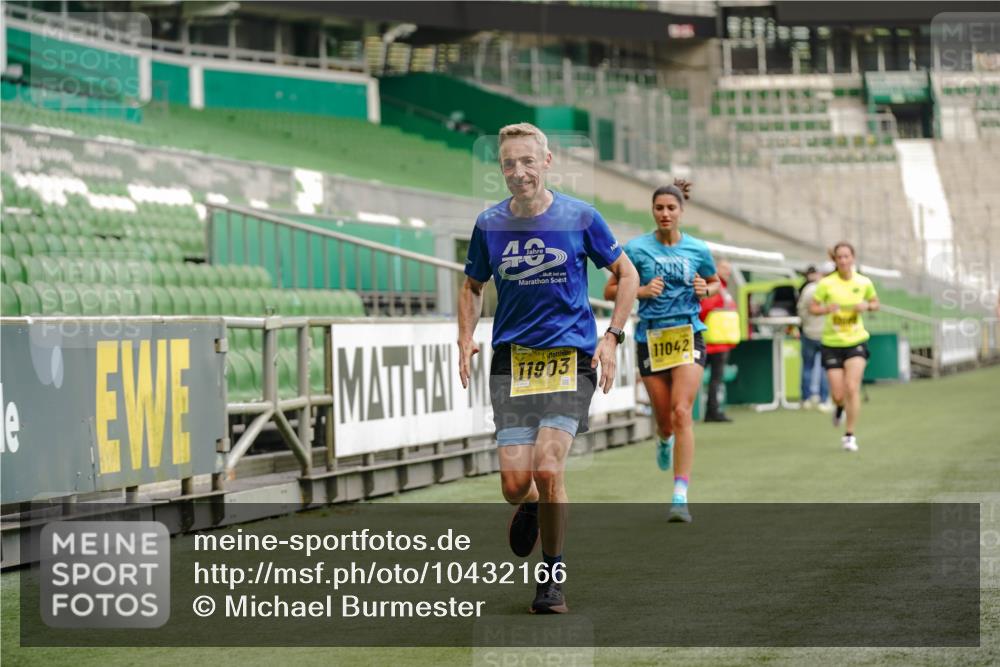 13.09.2026 - 21. swb-Marathon Bremen Michael Burmester http://msf.ph/oto/10432166 13.09.2026 10:23:32 Laufen im Stadion 10235, 10302, 10341, 10441, 10520, 10575, 10592, 10618, 10782, 10926, 10972, 11042, 11127, 11143, 11198, 11201, 11227, 11338, 11373, 11426, 11454, 11628, 11713, 11721, 11779, 11895, 11903, 11944, 12003, 12053, 12144, 12209, 12246, 12339, 12370, 12395, 12404, 12442, 12468, 12469, 12477, 12538, 13507, 13513, 13519, 13520, 13539, 13553, 13556, 13559, 13563, 13566, 13580, 13584, 13586, 13587, 13616, 13641, 13642, 10366, 10475, 11481, 11652, 13530, 13541 meine-sportfotos.de