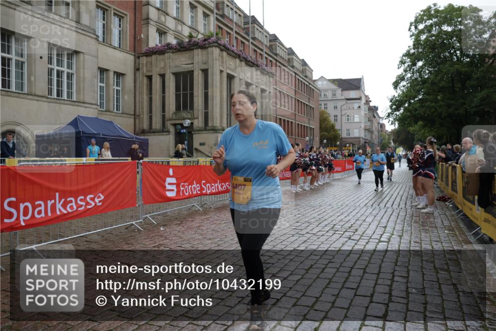 13.09.2026 - Kiel Lauf Yannick Fuchs http://msf.ph/oto/10432199 13.09.2026 11:20:00 Ziel 562, 3854, 422, 3505, 4407, 10581, 10951, 6116, 4407 meine-sportfotos.de