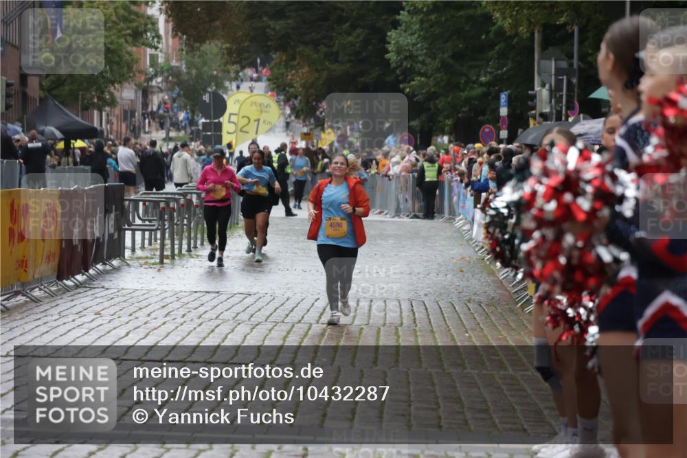 13.09.2026 - Kiel Lauf Yannick Fuchs http://msf.ph/oto/10432287 13.09.2026 11:20:52 Ziel 1677, 3935, 10950, 2913, 4598, 10950, 6116 meine-sportfotos.de