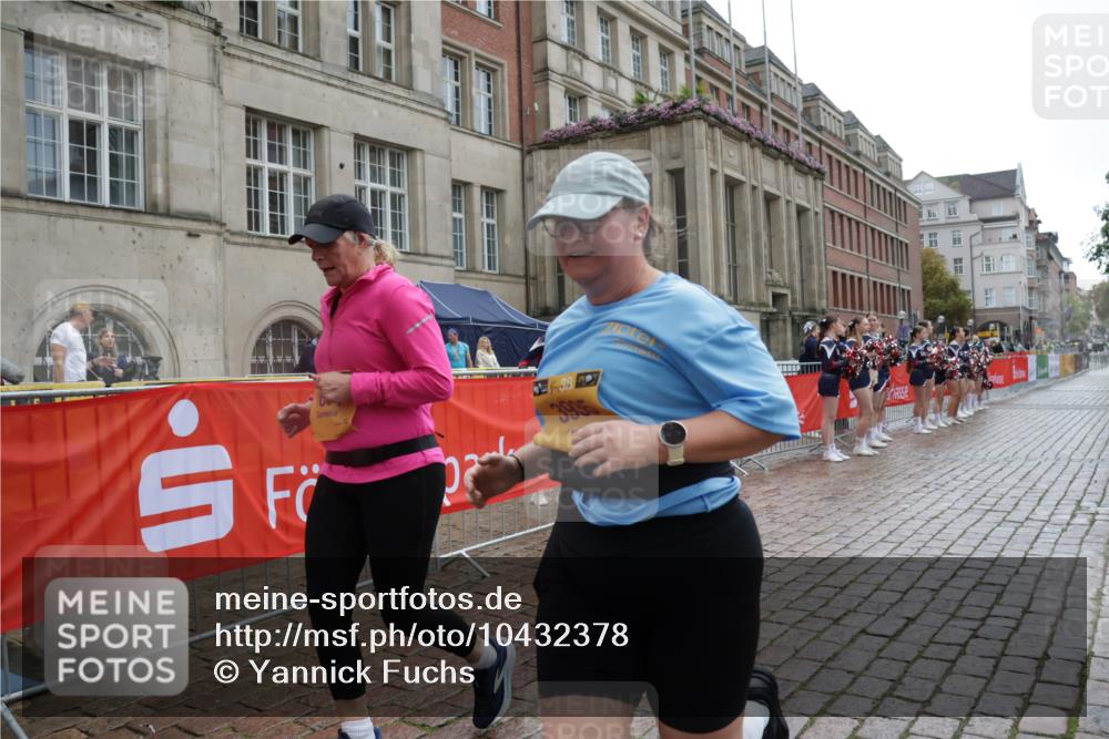 13.09.2026 - Kiel Lauf Yannick Fuchs http://msf.ph/oto/10432378 13.09.2026 11:21:23 Ziel 1609, 5847, 1677, 3935, 5953, 7755, 8014, 1677, 2913, 3935, 10950 meine-sportfotos.de