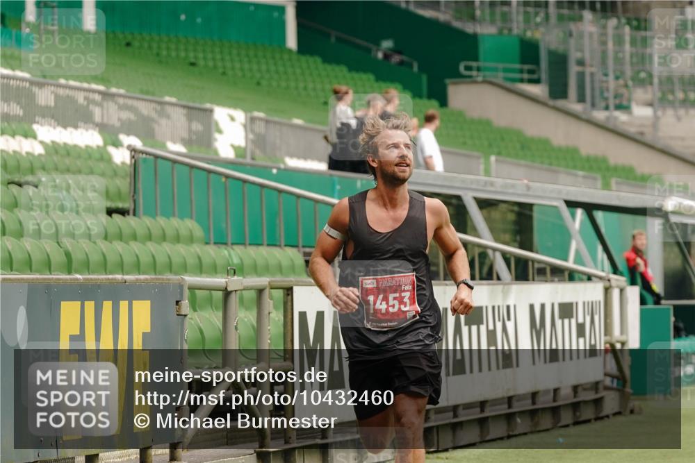 13.09.2026 - 21. swb-Marathon Bremen Michael Burmester http://msf.ph/oto/10432460 13.09.2026 12:30:00 Laufen im Stadion 314, 520, 547, 719, 858, 934, 959, 1168, 1214, 1428, 1453, 5212, 6485, 103, 206, 238, 322, 447, 841, 875, 968, 1187, 1840, 2032, 2044, 2143 meine-sportfotos.de
