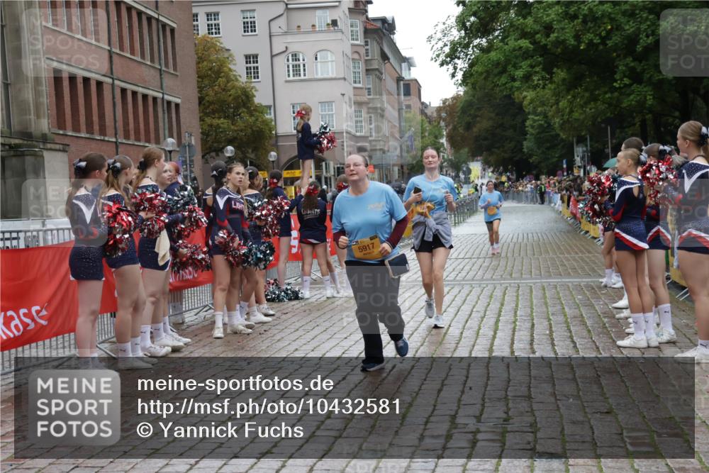 13.09.2026 - Kiel Lauf Yannick Fuchs http://msf.ph/oto/10432581 13.09.2026 11:22:56 Ziel 1305, 5917, 7737 meine-sportfotos.de