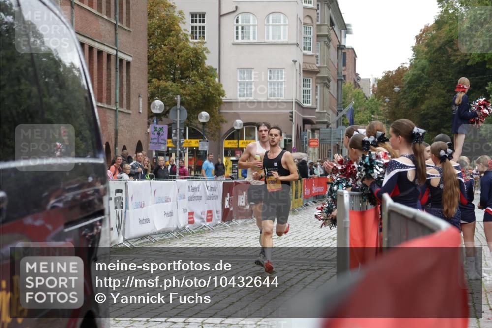 13.09.2026 - Kiel Lauf Yannick Fuchs http://msf.ph/oto/10432644 13.09.2026 11:23:34 Ziel 11523 meine-sportfotos.de