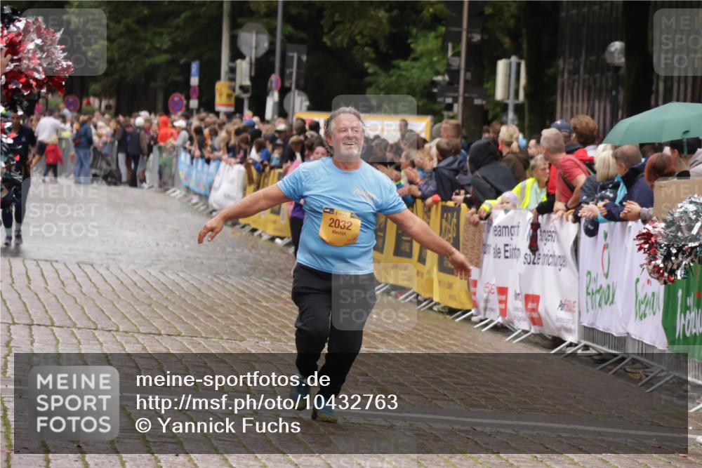 13.09.2026 - Kiel Lauf Yannick Fuchs http://msf.ph/oto/10432763 13.09.2026 11:24:31 Ziel 1723, 2032, 7002, 7693, 7002, 11523 meine-sportfotos.de