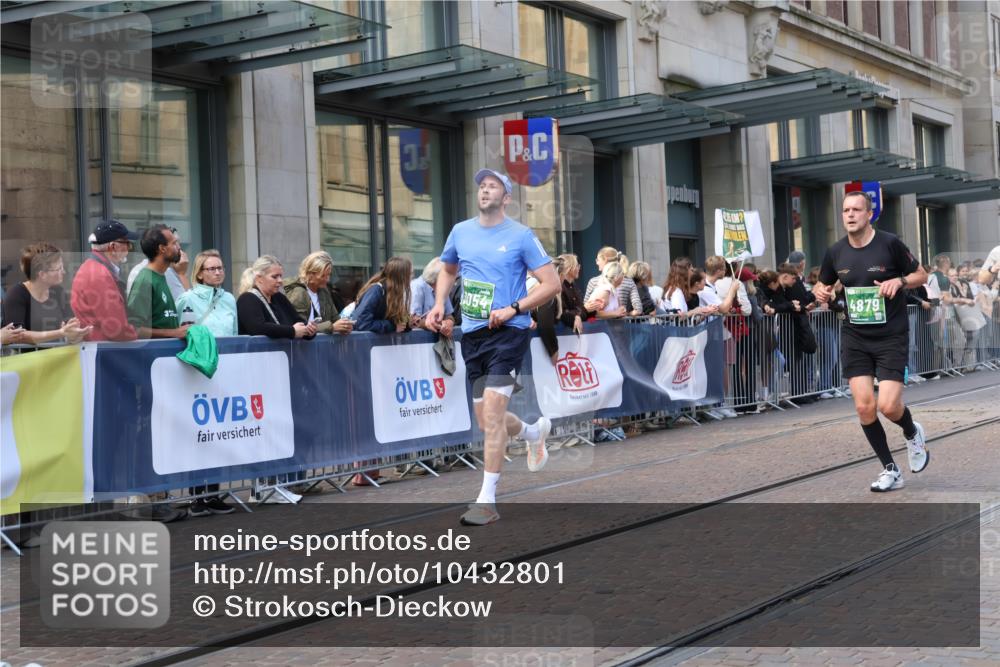 13.09.2026 - 21. swb-Marathon Bremen Strokosch-Dieckow http://msf.ph/oto/10432801 13.09.2026 13:12:21 Ziel 1517, 2350, 2362, 2480, 3054, 3988, 4560, 4605, 4879, 5416, 6796, 8029, 9775, 9803, 13106, 493, 899, 2447, 2820, 3336, 3362, 3703, 3830, 4283, 5940, 6107, 6739, 7328, 7521, 7621, 8981, 13013 meine-sportfotos.de