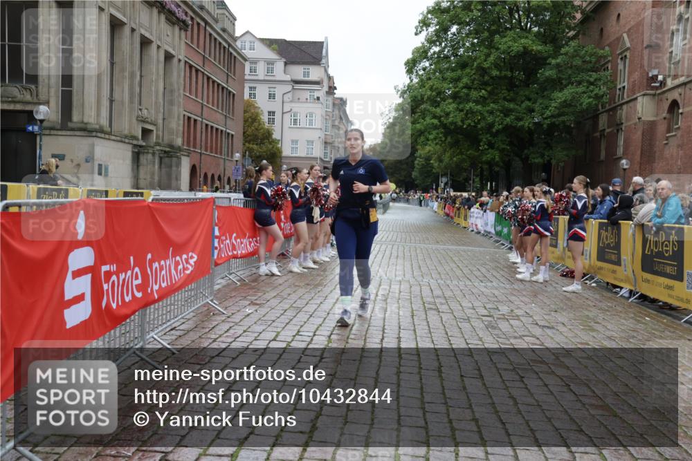 13.09.2026 - Kiel Lauf Yannick Fuchs http://msf.ph/oto/10432844 13.09.2026 11:24:56 Ziel 1723, 1723, 7693 meine-sportfotos.de