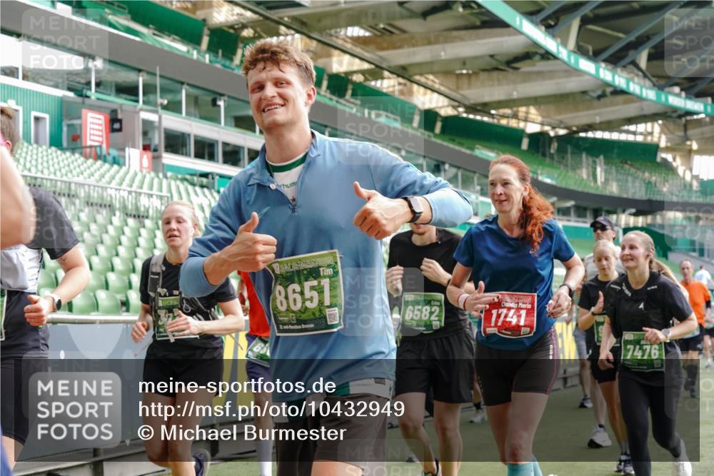 13.09.2026 - 21. swb-Marathon Bremen Michael Burmester http://msf.ph/oto/10432949 13.09.2026 13:30:02 Laufen im Stadion 171, 297, 405, 422, 476, 639, 685, 729, 754, 767, 806, 986, 1079, 1217, 1242, 1270, 1384, 1615, 1633, 1634, 1777, 1810, 1811, 1886, 1983, 2216, 2238, 2242, 2249, 2263, 2326, 2436, 2449, 2546, 2593, 2615, 2637, 2719, 2738, 2740, 2830, 2862, 2868, 2869, 2871, 2918, 2924, 2991, 2994, 3020, 3053, 3101, 3129, 3227, 3238, 3274, 3286, 3321, 3361, 3563, 3594, 3595, 3605, 3678, 3755, 3758, 3798, 3876, 3898, 3929, 3953, 3965, 3971, 3987, 4011, 4056 meine-sportfotos.de