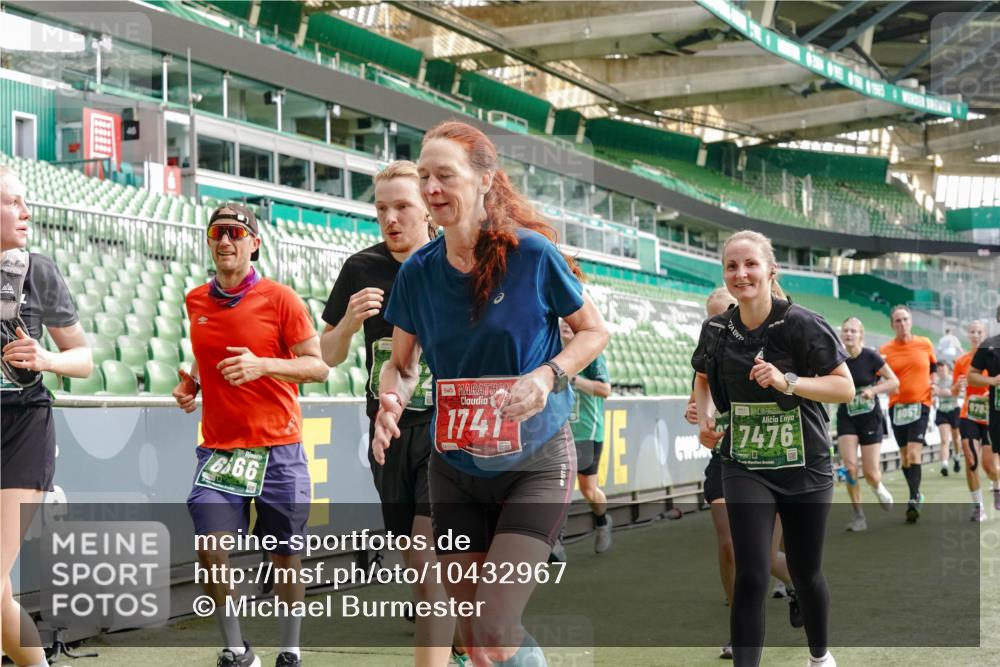 13.09.2026 - 21. swb-Marathon Bremen Michael Burmester http://msf.ph/oto/10432967 13.09.2026 13:30:03 Laufen im Stadion 171, 297, 405, 422, 476, 639, 685, 729, 754, 767, 806, 986, 1217, 1242, 1270, 1384, 1615, 1633, 1634, 1777, 1810, 1811, 1886, 1983, 2216, 2238, 2242, 2249, 2263, 2326, 2368, 2372, 2436, 2449, 2546, 2593, 2615, 2637, 2719, 2738, 2740, 2830, 2862, 2868, 2869, 2871, 2918, 2924, 2991, 2994, 3020, 3053, 3101, 3129, 3227, 3238, 3274, 3286, 3321, 3361, 3563, 3594, 3595, 3605, 3678, 3755, 3758, 3798, 3876, 3898, 3929, 3953, 3965, 3971, 3987, 4011, 4056 meine-sportfotos.de