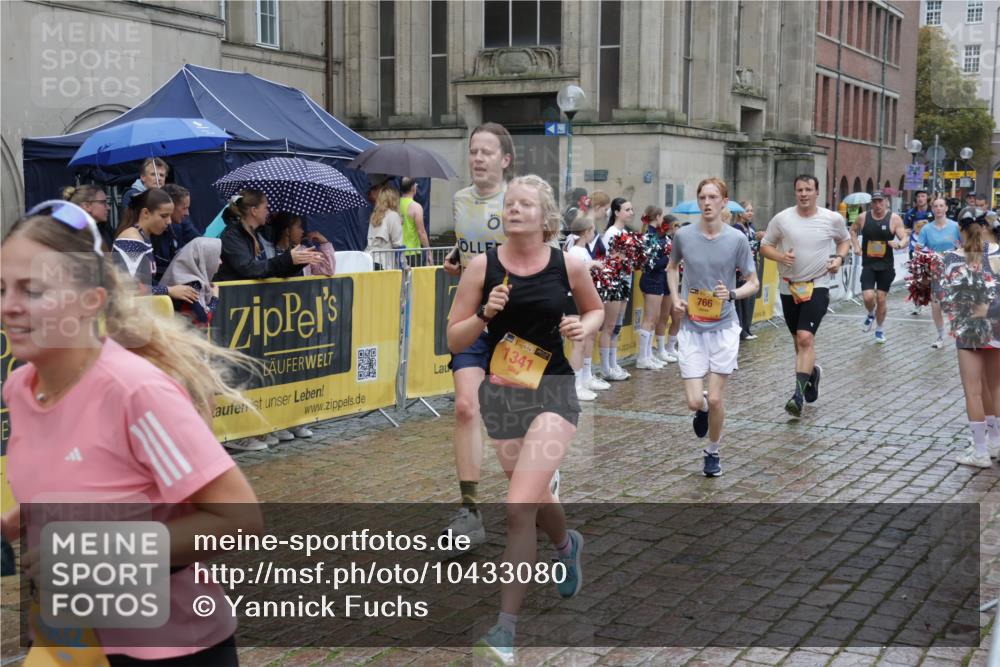 13.09.2026 - Kiel Lauf Yannick Fuchs http://msf.ph/oto/10433080 13.09.2026 11:41:43 Ziel 2430, 3629, 5774, 6895, 7247 meine-sportfotos.de
