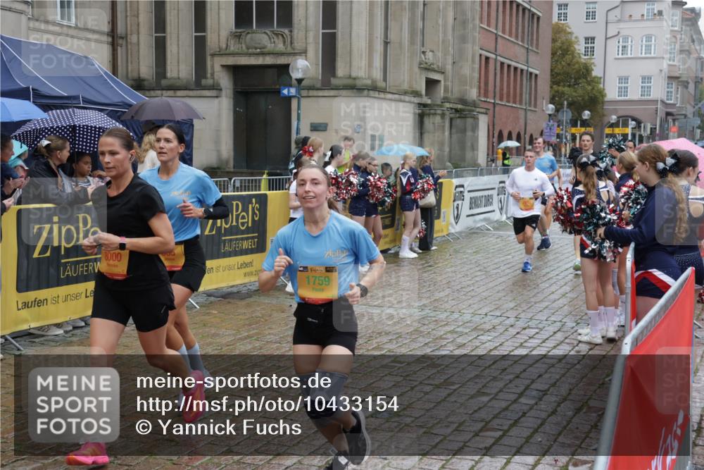 13.09.2026 - Kiel Lauf Yannick Fuchs http://msf.ph/oto/10433154 13.09.2026 11:41:53 Ziel 2430, 3629, 5774, 6895, 7247 meine-sportfotos.de