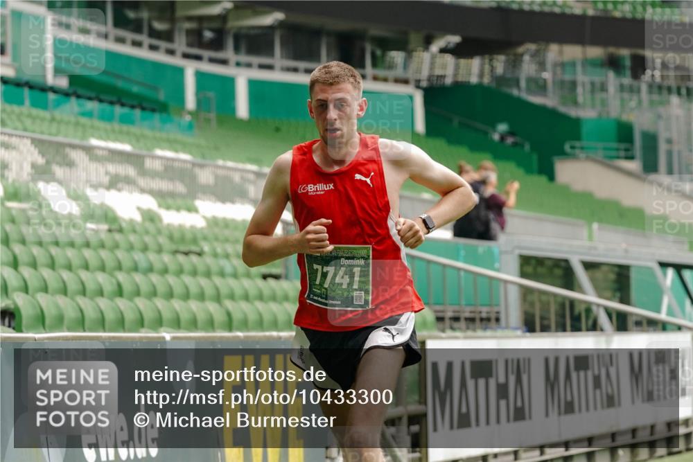 13.09.2026 - 21. swb-Marathon Bremen Michael Burmester http://msf.ph/oto/10433300 13.09.2026 12:32:23 Laufen im Stadion 417, 482, 573, 668, 943, 1020, 1126, 1507, 1606, 1629, 2100, 4474, 6507, 8044, 8285, 314, 358, 520, 547, 553, 574, 649, 719, 858, 934, 959, 1161, 1253, 1256, 1391, 1428, 1525, 1724, 1783, 1917, 3662, 4264 meine-sportfotos.de
