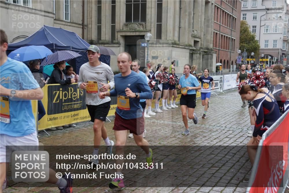 13.09.2026 - Kiel Lauf Yannick Fuchs http://msf.ph/oto/10433311 13.09.2026 11:42:31 Ziel  meine-sportfotos.de
