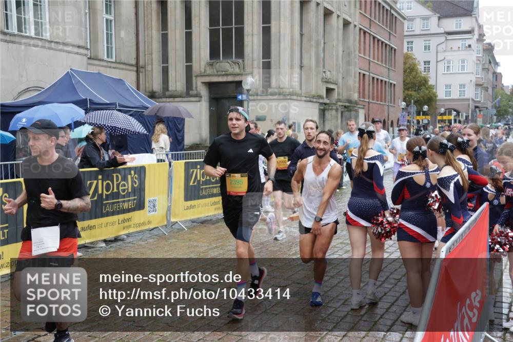 13.09.2026 - Kiel Lauf Yannick Fuchs http://msf.ph/oto/10433414 13.09.2026 11:42:45 Ziel  meine-sportfotos.de