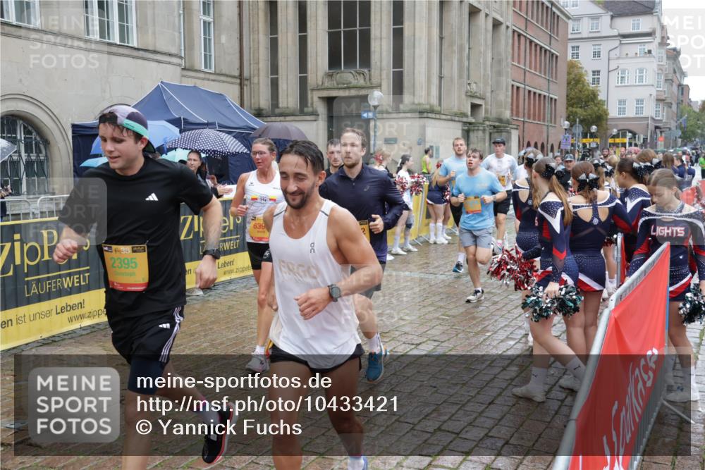 13.09.2026 - Kiel Lauf Yannick Fuchs http://msf.ph/oto/10433421 13.09.2026 11:42:46 Ziel  meine-sportfotos.de