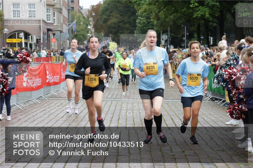 13.09.2026 - Kiel Lauf Yannick Fuchs http://msf.ph/oto/10433513 13.09.2026 09:47:22 Ziel 544, 1235, 1324, 2587, 2870, 3192, 5167, 6575, 8231, 8524, 9634, 10076, 10555, 12635, 1402, 2587, 2718, 2759, 2779, 3808, 4087, 4238, 4940, 5217, 5351, 6074, 6207, 6638, 7446, 7461, 7731, 7921, 9091, 9141, 9385, 10009, 10224, 10301, 10322, 10731, 10742, 10744, 11862, 11964, 12622, 12725, 466, 591, 3373, 3629, 4011, 4400, 4479, 4480, 4952, 5517, 6072, 6639, 6696, 7767, 8503, 8540, 8777, 8833, 9528, 9697, 9936, 10789, 2527, 3808, 4087, 4906, 6048, 6638, 7190, 7446, 10322 meine-sportfotos.de