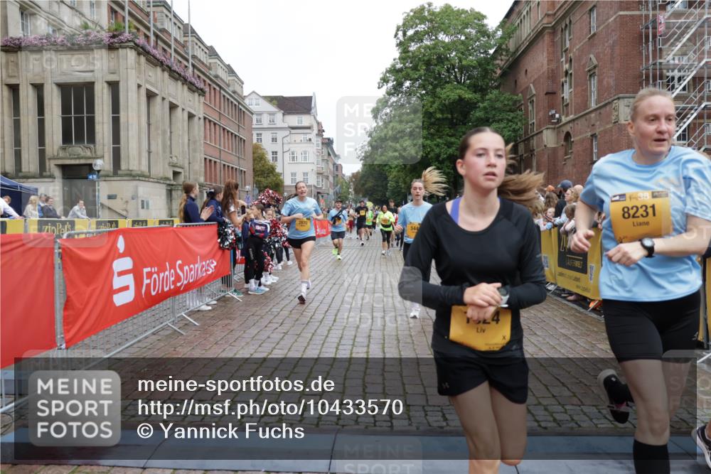 13.09.2026 - Kiel Lauf Yannick Fuchs http://msf.ph/oto/10433570 13.09.2026 09:47:24 Ziel 544, 1324, 2870, 3192, 3629, 5167, 6072, 6575, 6639, 8231, 8524, 9634, 9936, 10555, 12635, 1235, 1402, 2587, 2718, 2759, 2779, 4087, 4238, 4940, 5167, 5217, 5351, 6074, 6207, 6638, 7461, 7731, 7921, 8524, 9091, 9141, 9385, 10009, 10076, 10224, 10301, 10322, 10731, 10742, 10744, 11862, 11964, 12622, 12635, 466, 591, 3373, 4011, 4400, 4479, 4480, 4952, 5517, 6696, 7767, 8503, 8540, 8777, 8833, 9528, 9697, 10789, 2527, 2718, 3808, 4087, 6638, 7190, 7446, 10322 meine-sportfotos.de