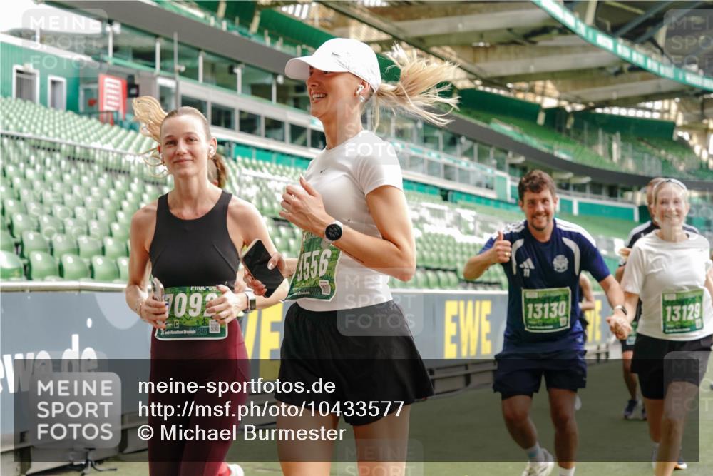 13.09.2026 - 21. swb-Marathon Bremen Michael Burmester http://msf.ph/oto/10433577 13.09.2026 13:30:36 Laufen im Stadion 122, 171, 224, 295, 297, 405, 476, 639, 754, 767, 806, 840, 1114, 1217, 1242, 1270, 1314, 1329, 1529, 1633, 1634, 1775, 1810, 1811, 1886, 1983, 2216, 2238, 2242, 2249, 2263, 2368, 2372, 2436, 2449, 2546, 2615, 2629, 2637, 2643, 2677, 2719, 2738, 2740, 2830, 2869, 2871, 2877, 2918, 2952, 2994, 3038, 3053, 3094, 3101, 3129, 3227, 3286, 3401, 3426, 3563, 3605, 3723, 3758, 3873, 3876, 3898, 3918, 3929, 3965, 3971, 4011, 4056, 4162, 111 meine-sportfotos.de