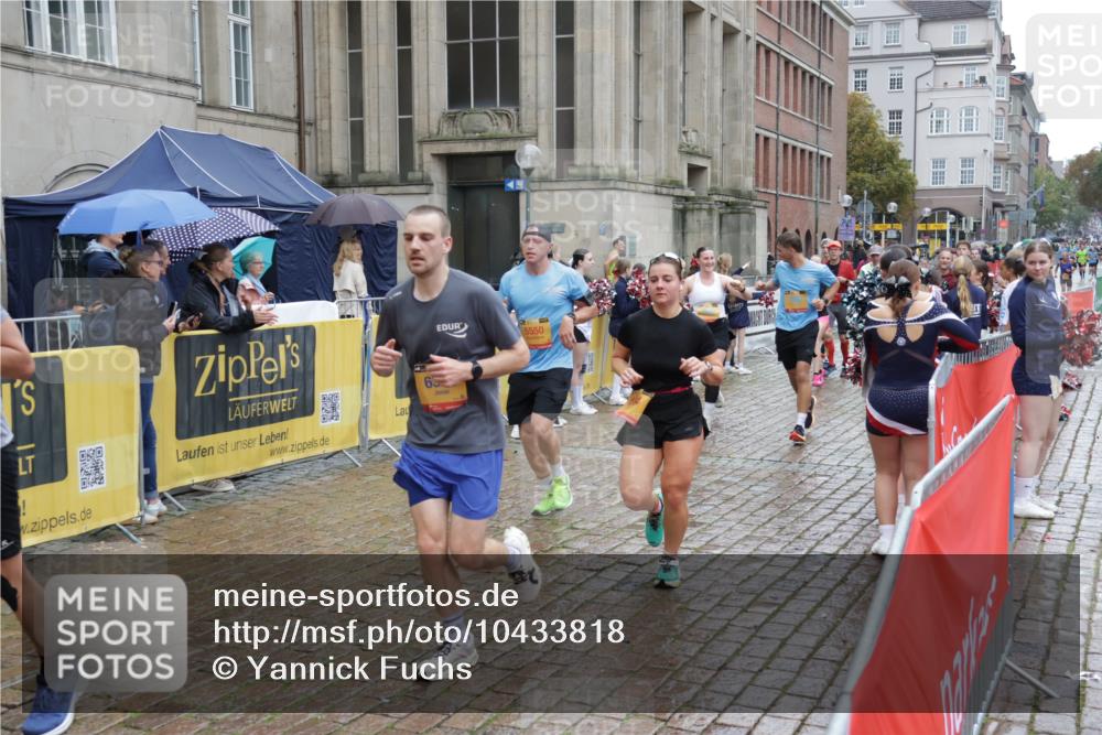 13.09.2026 - Kiel Lauf Yannick Fuchs http://msf.ph/oto/10433818 13.09.2026 11:43:23 Ziel 9569 meine-sportfotos.de