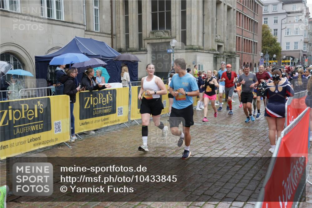 13.09.2026 - Kiel Lauf Yannick Fuchs http://msf.ph/oto/10433845 13.09.2026 11:43:24 Ziel 9569 meine-sportfotos.de