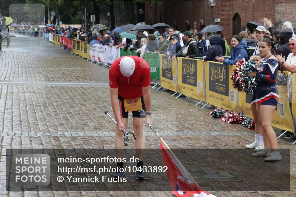 13.09.2026 - Kiel Lauf Yannick Fuchs http://msf.ph/oto/10433892 13.09.2026 11:43:32 Ziel 9569 meine-sportfotos.de