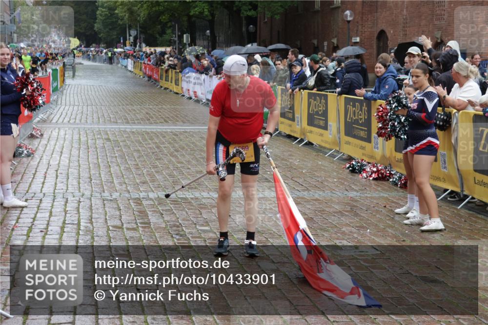 13.09.2026 - Kiel Lauf Yannick Fuchs http://msf.ph/oto/10433901 13.09.2026 11:43:33 Ziel 9569 meine-sportfotos.de