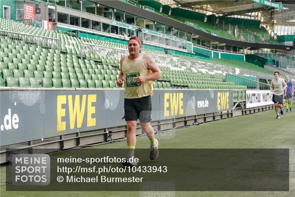 13.09.2026 - 21. swb-Marathon Bremen Michael Burmester http://msf.ph/oto/10433943 13.09.2026 13:31:50 Laufen im Stadion 122, 224, 295, 344, 350, 386, 487, 490, 617, 639, 690, 806, 840, 965, 1114, 1133, 1142, 1310, 1314, 1326, 1329, 1427, 1529, 1775, 1801, 1869, 1892, 1897, 1904, 1923, 2216, 2230, 2231, 2242, 2253, 2270, 2274, 2320, 2344, 2368, 2372, 2374, 2456, 2514, 2523, 2556, 2629, 2637, 2643, 2649, 2677, 2719, 2726, 2848, 2877, 2918, 2945, 2952, 2994, 3038, 3094, 3101, 3140, 3223, 3350, 3379, 3401, 3426, 3572, 3644, 3723, 3736, 3746, 3873, 3876, 3918, 3944, 3960, 4162, 4309, 4460, 111 meine-sportfotos.de
